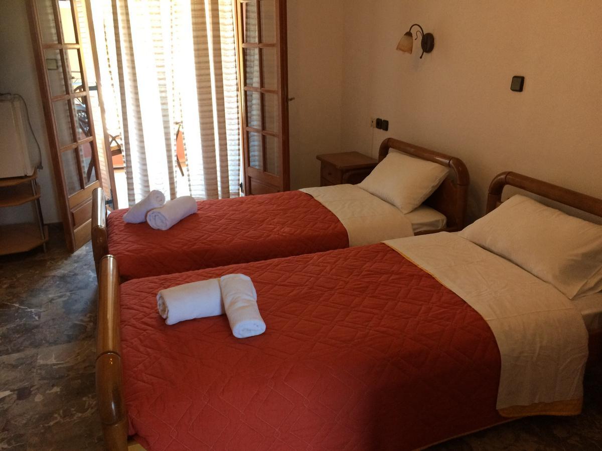 Regina Nina Hotel Vasilatika  ภายนอก รูปภาพ