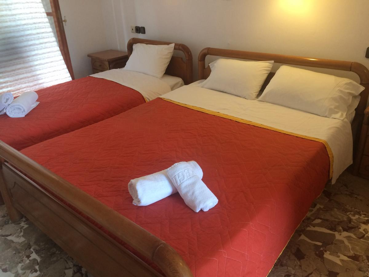 Regina Nina Hotel Vasilatika  ภายนอก รูปภาพ